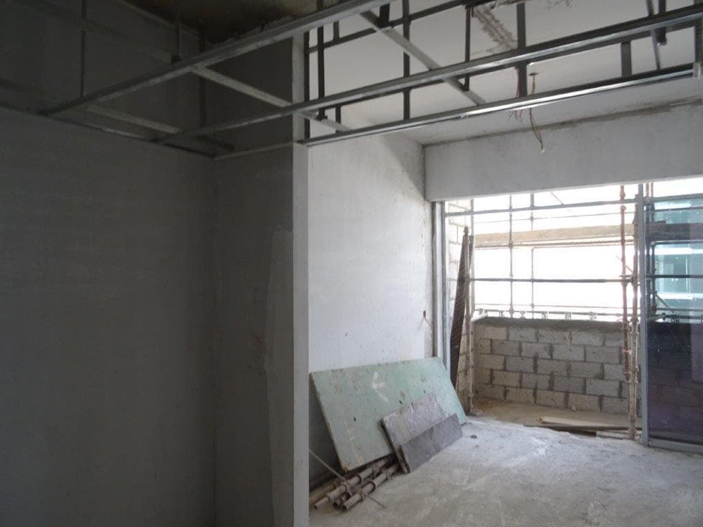 Riviera 42 - Construction