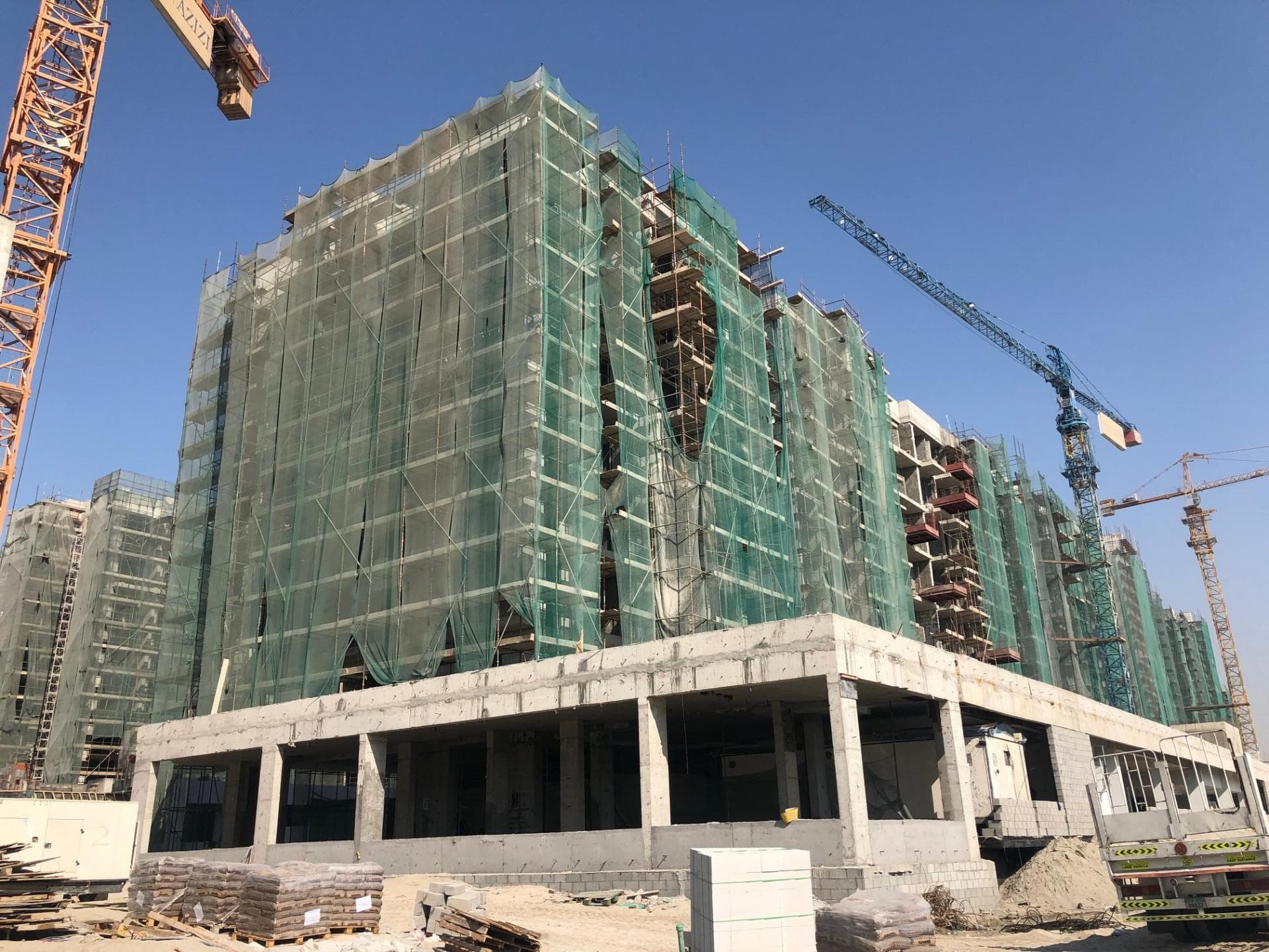 Riviera 32 - Construction