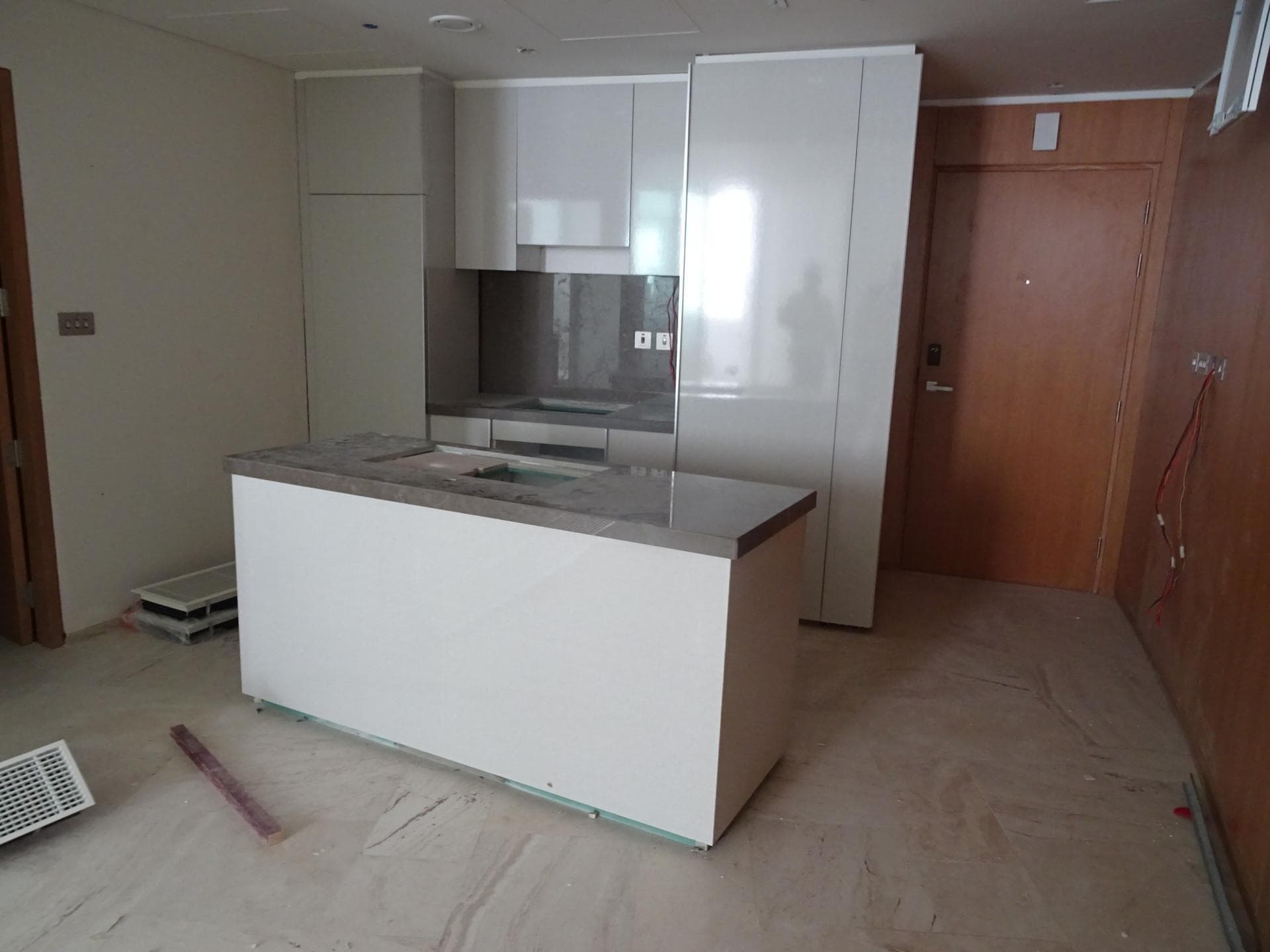 The Five JVC - Construction
