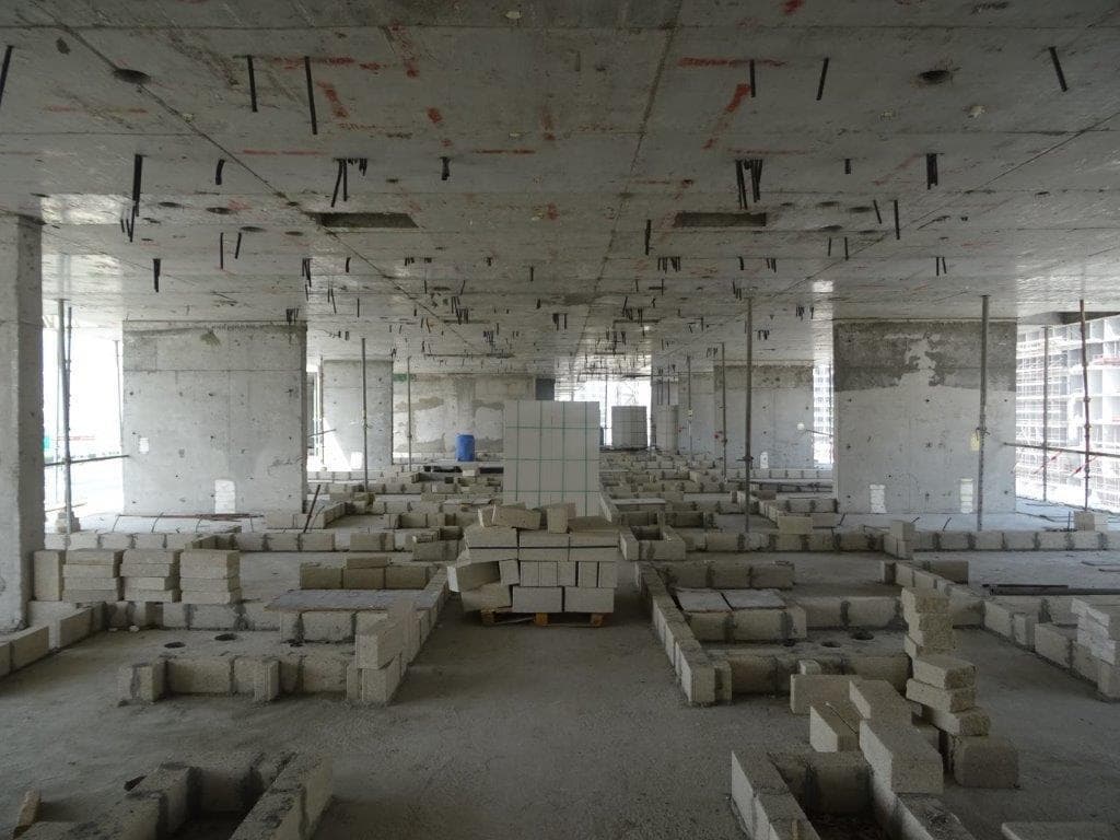 Riviera 46 - Construction