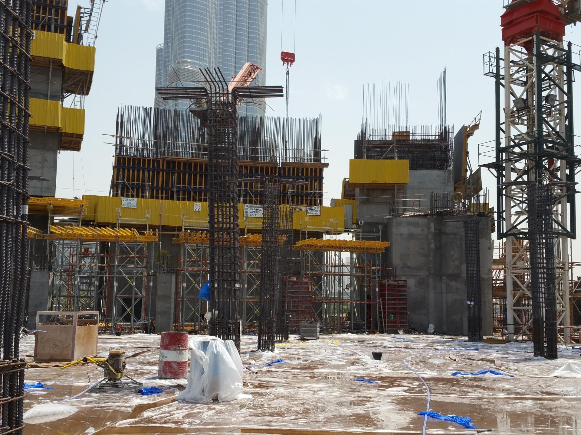 Burj Vista - Construction