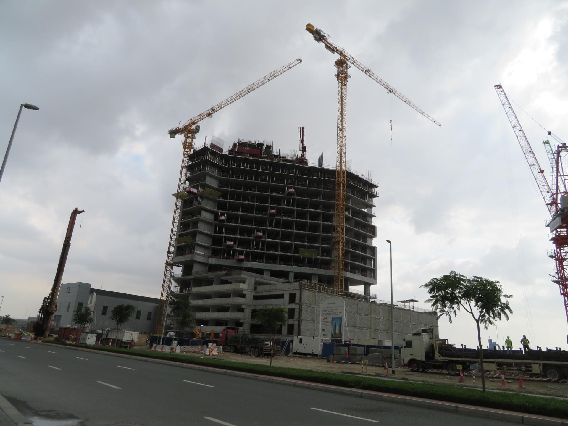Bayz Tower - Construction