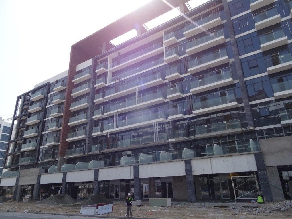 Riviera 13 - Construction