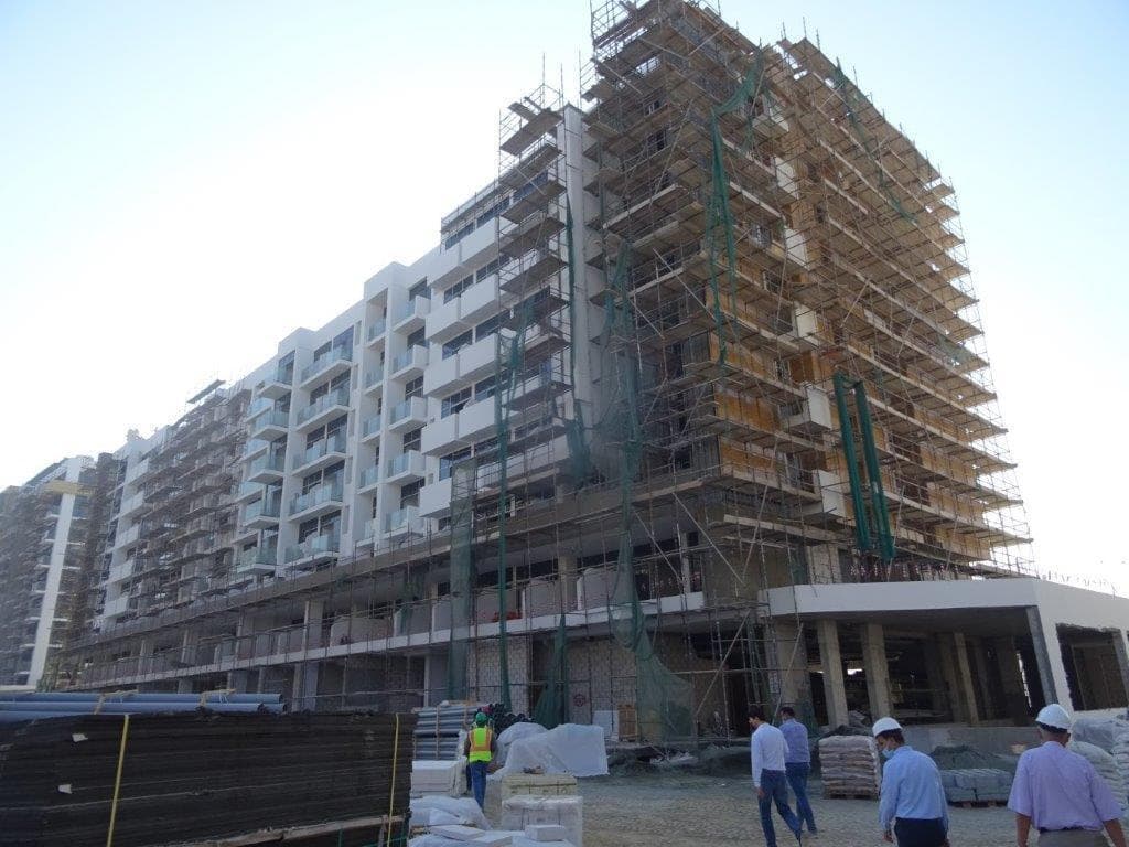 Riviera 32 - Construction