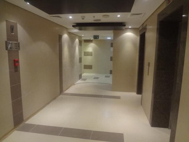 Durar 1 - Construction