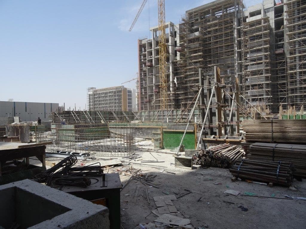 Riviera 43 - Construction