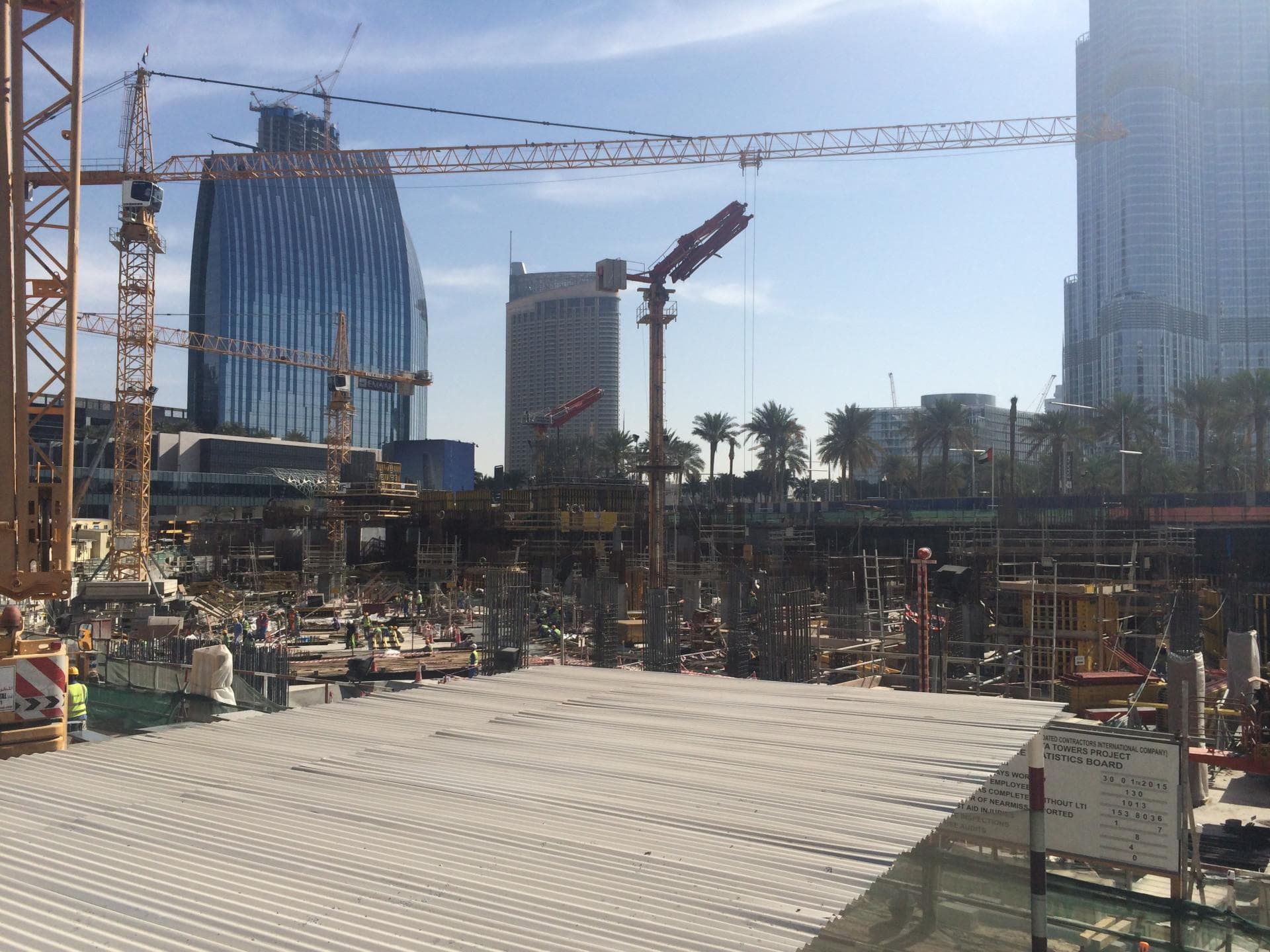 Burj Vista - Construction