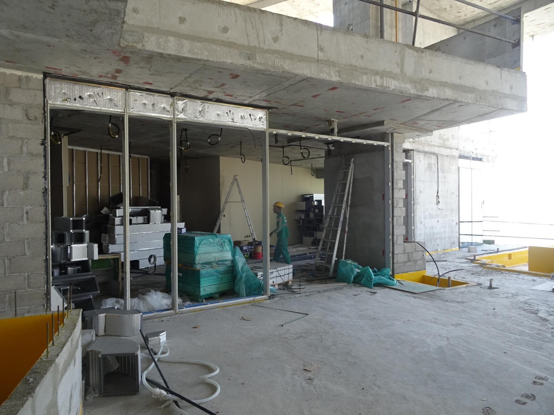 The Five JVC - Construction