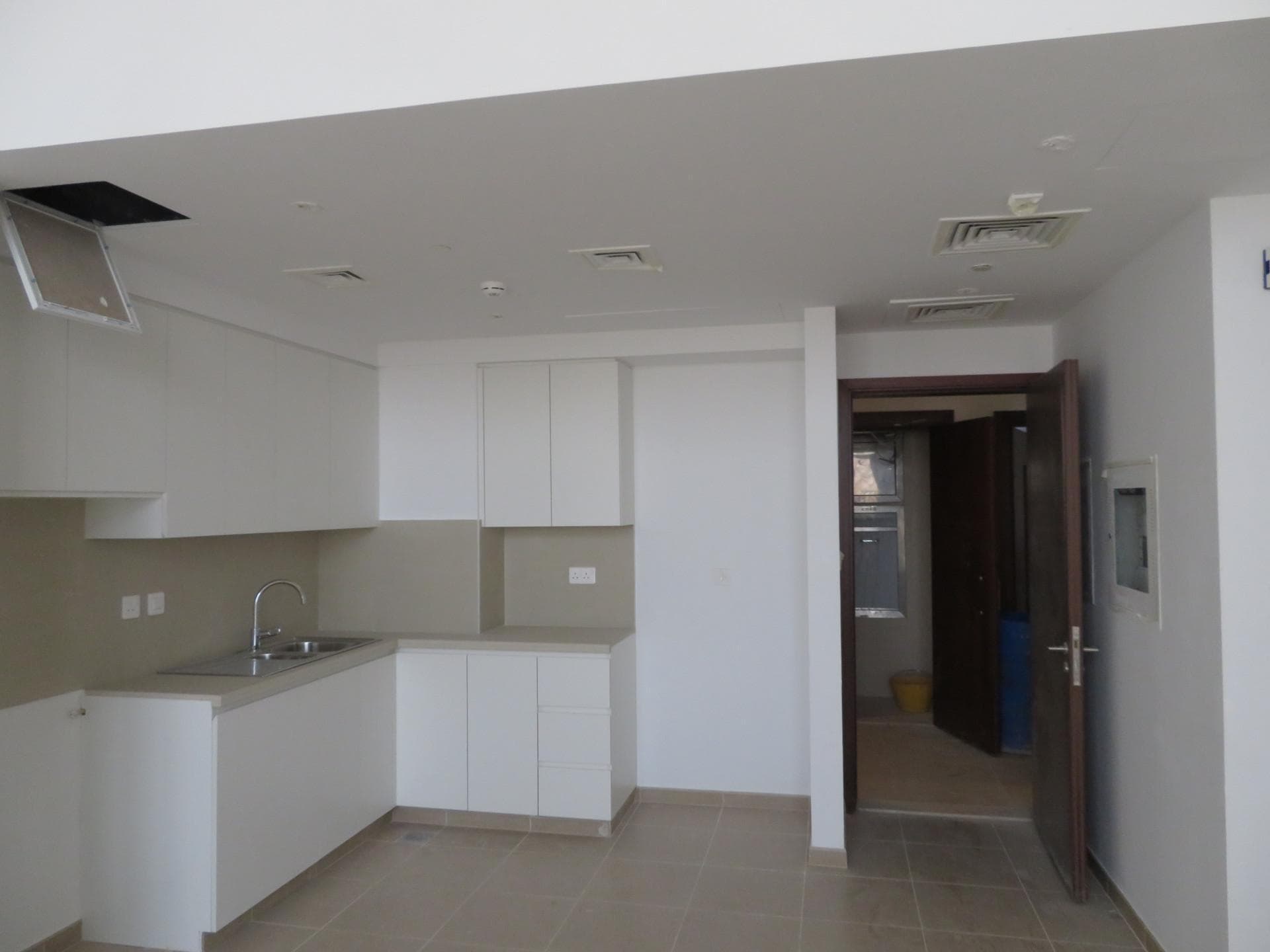 Jenna And Warda Apartments - Construction
