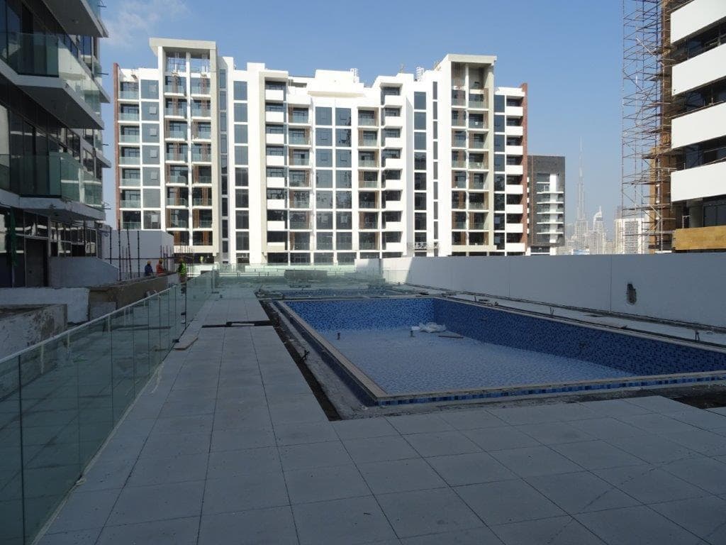 Riviera 15 - Construction