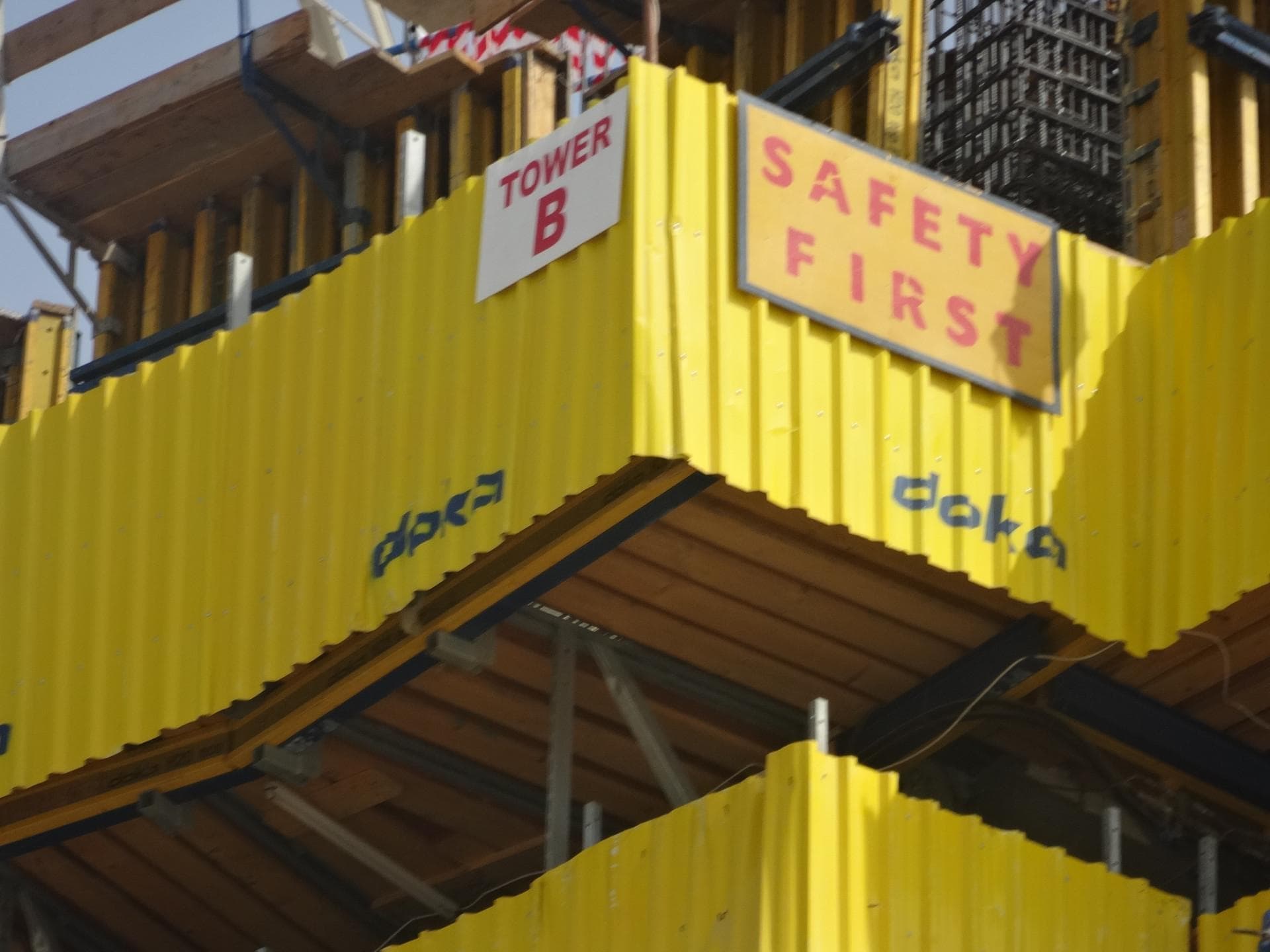 Towers By Paramount - Construction