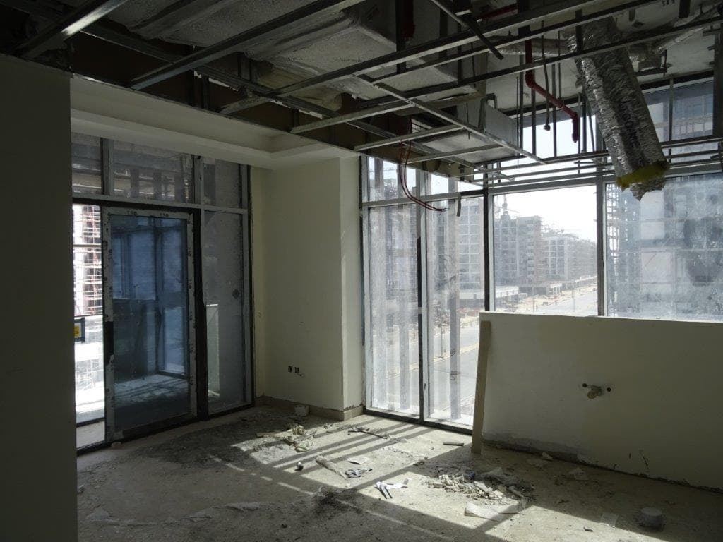 Riviera 13 - Construction