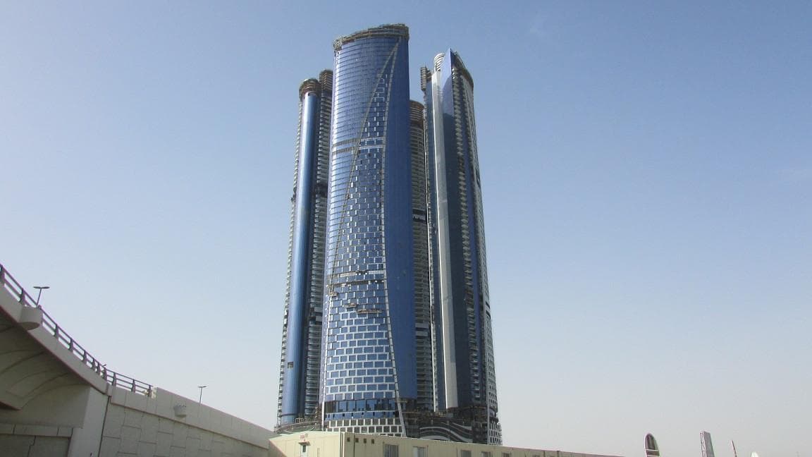 Towers By Paramount - Construction