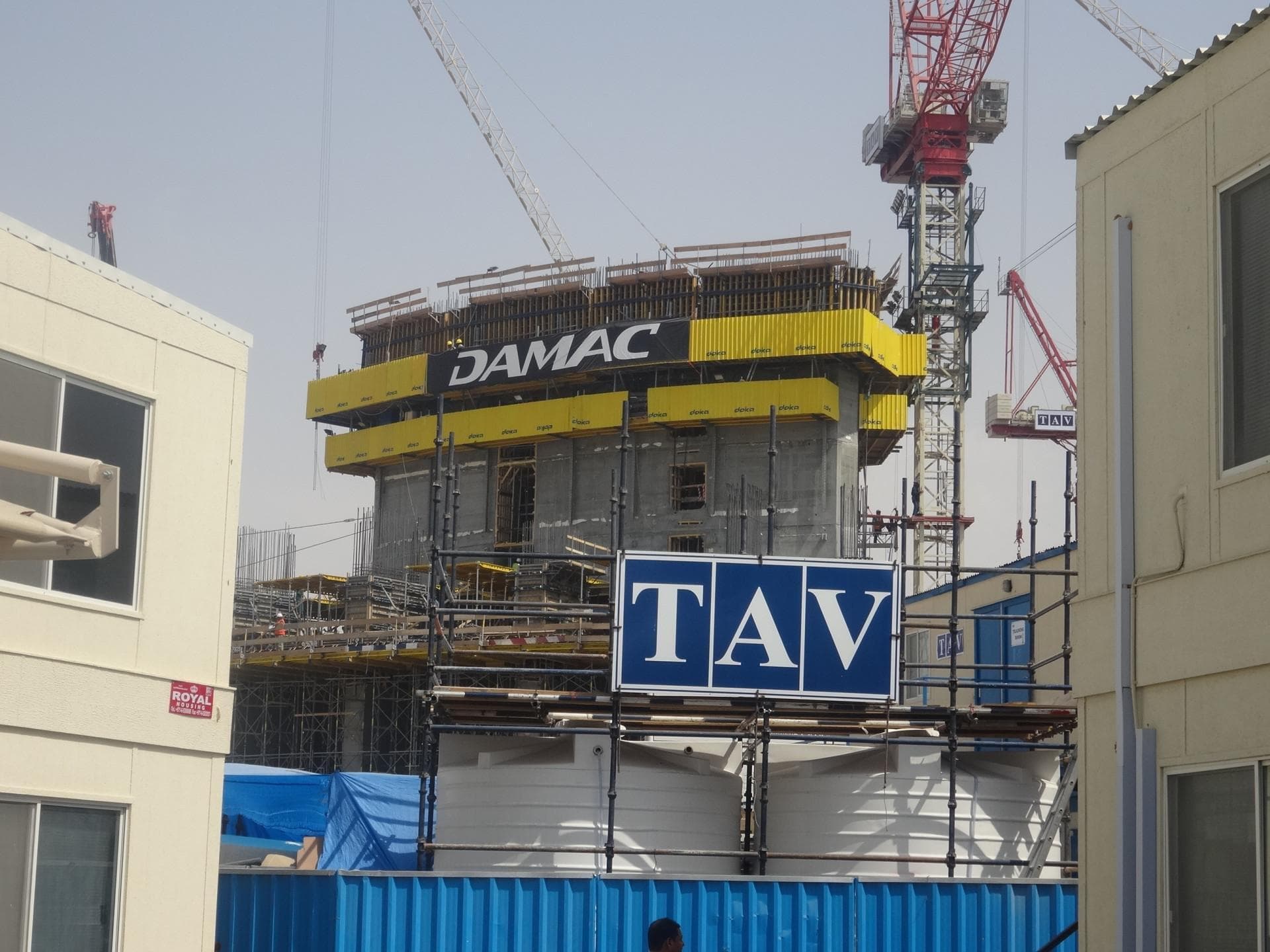 Towers By Paramount - Construction