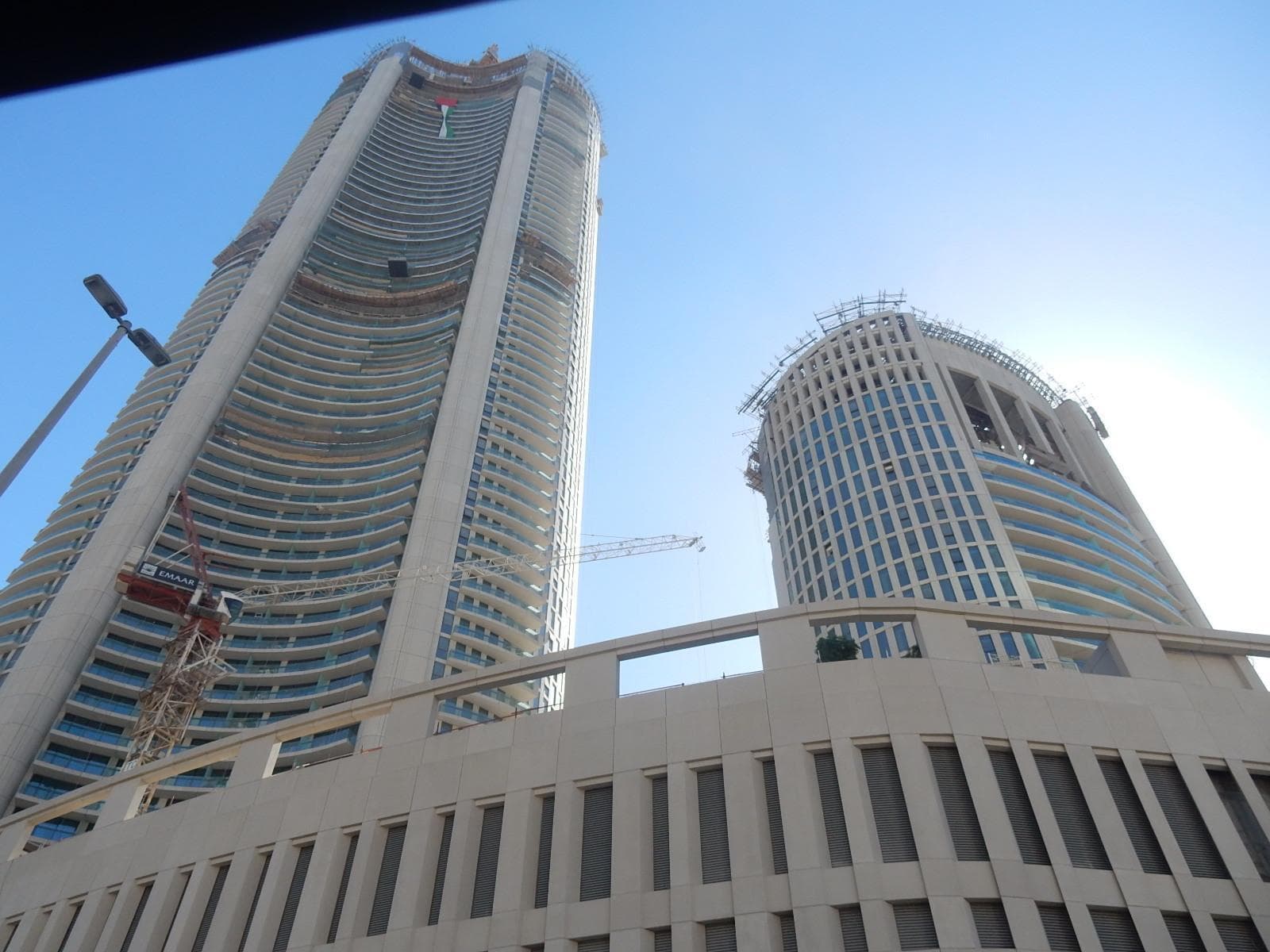 Burj Vista - Construction
