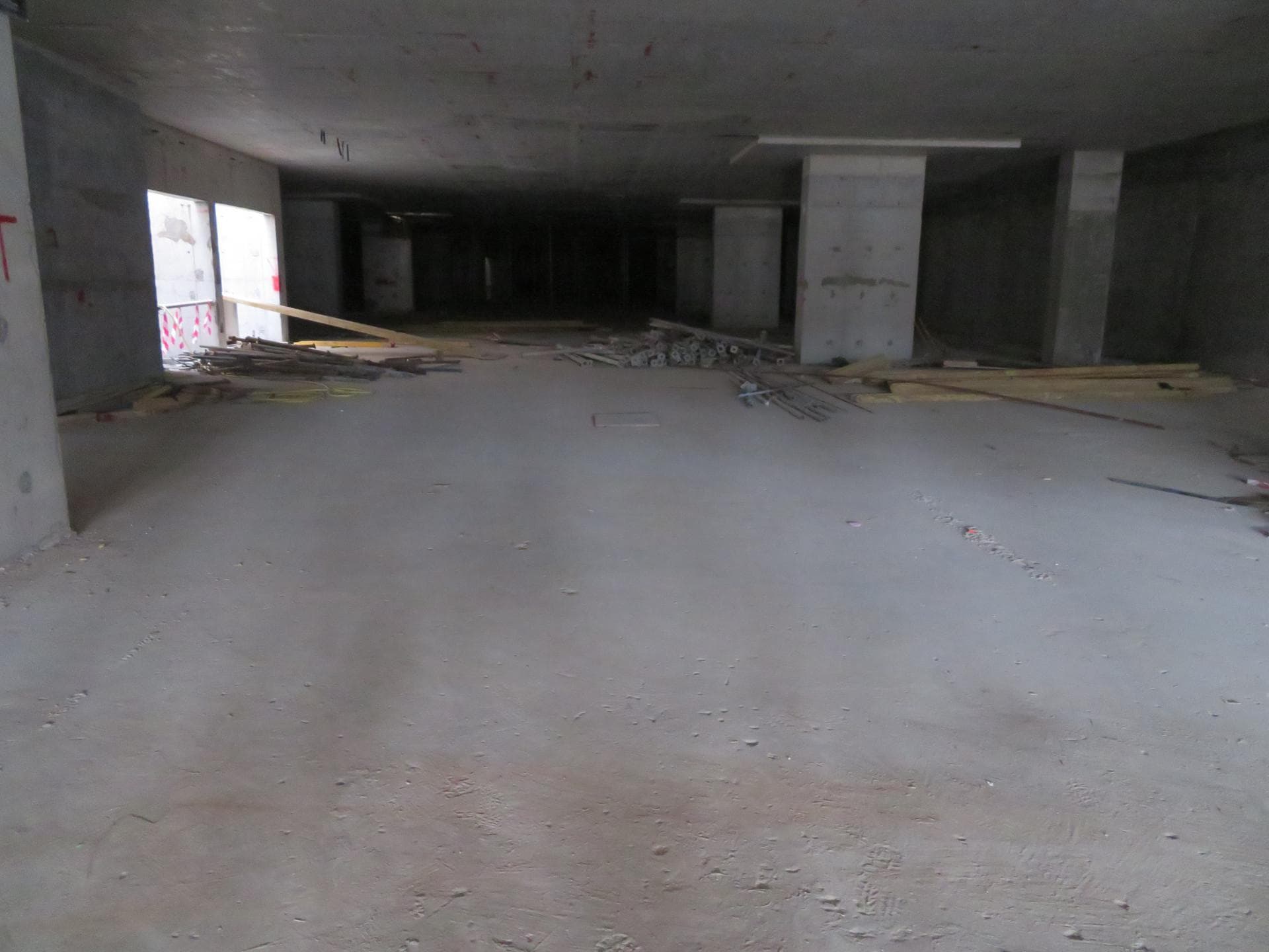 Riviera 32 - Construction