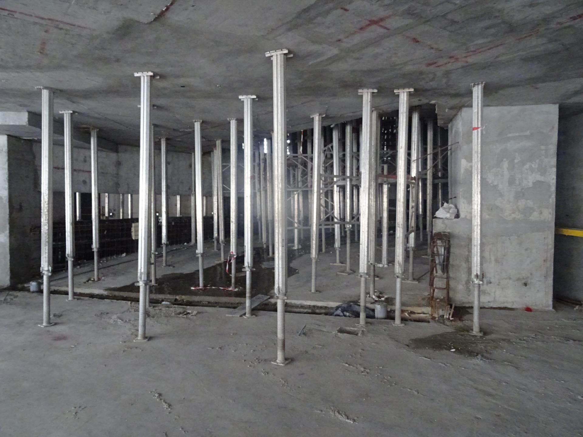 Bayz Tower - Construction
