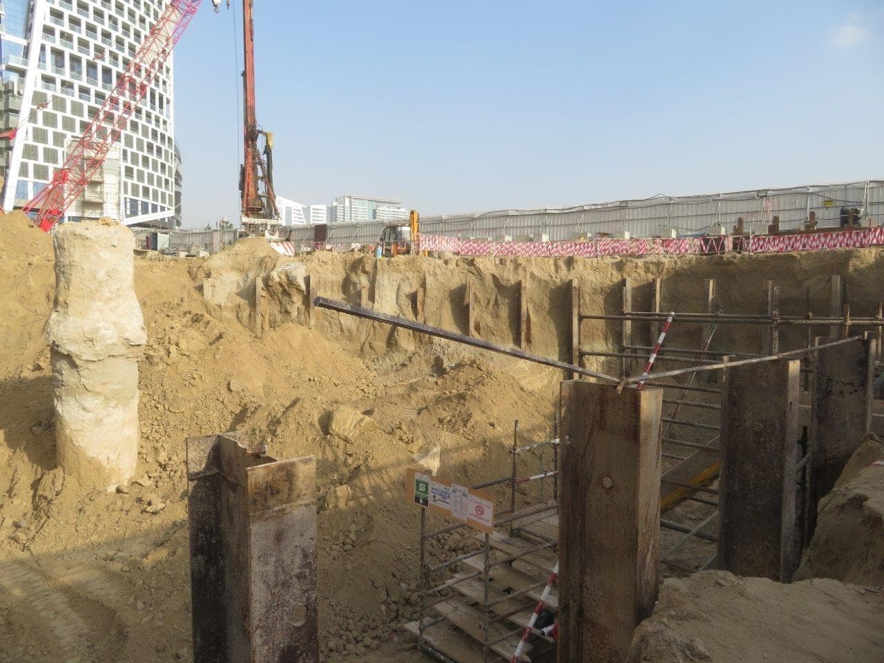 Regalia - Construction