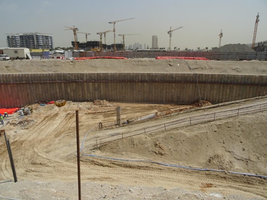 Riviera Beachfront - Construction