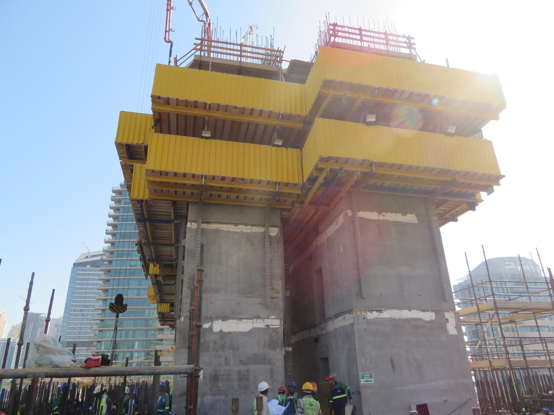Vida Dubai Marina - Construction