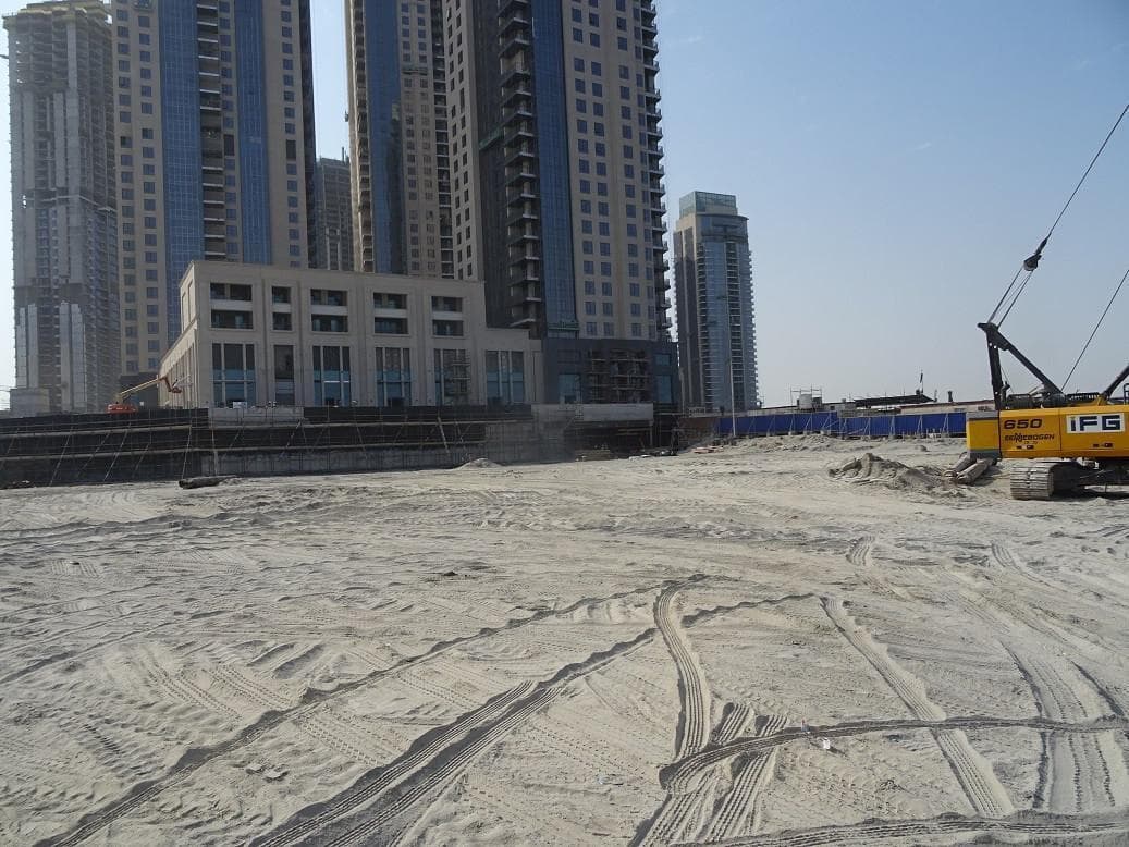 The Grand - Construction