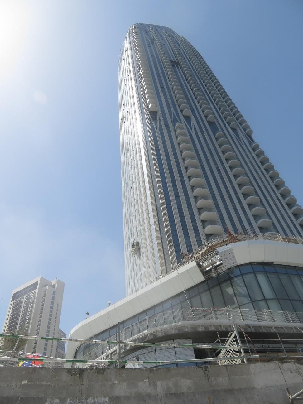 Address Harbour Point - Строительство