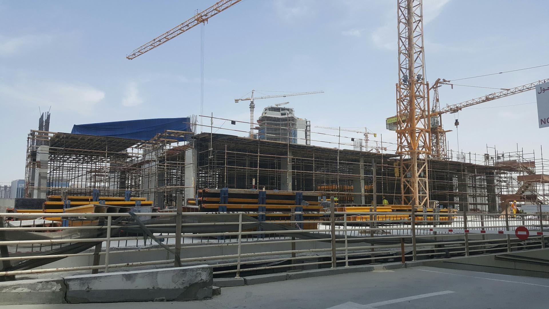 Sol Bay - Construction