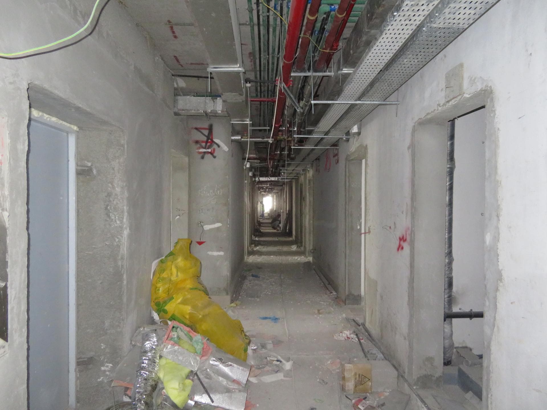 Riviera 13 - Construction