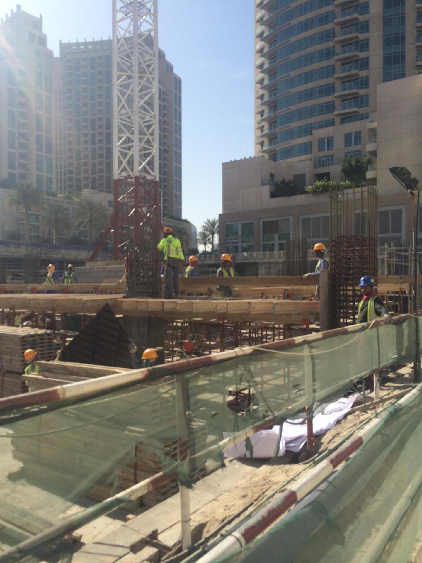 Burj Vista - Construction