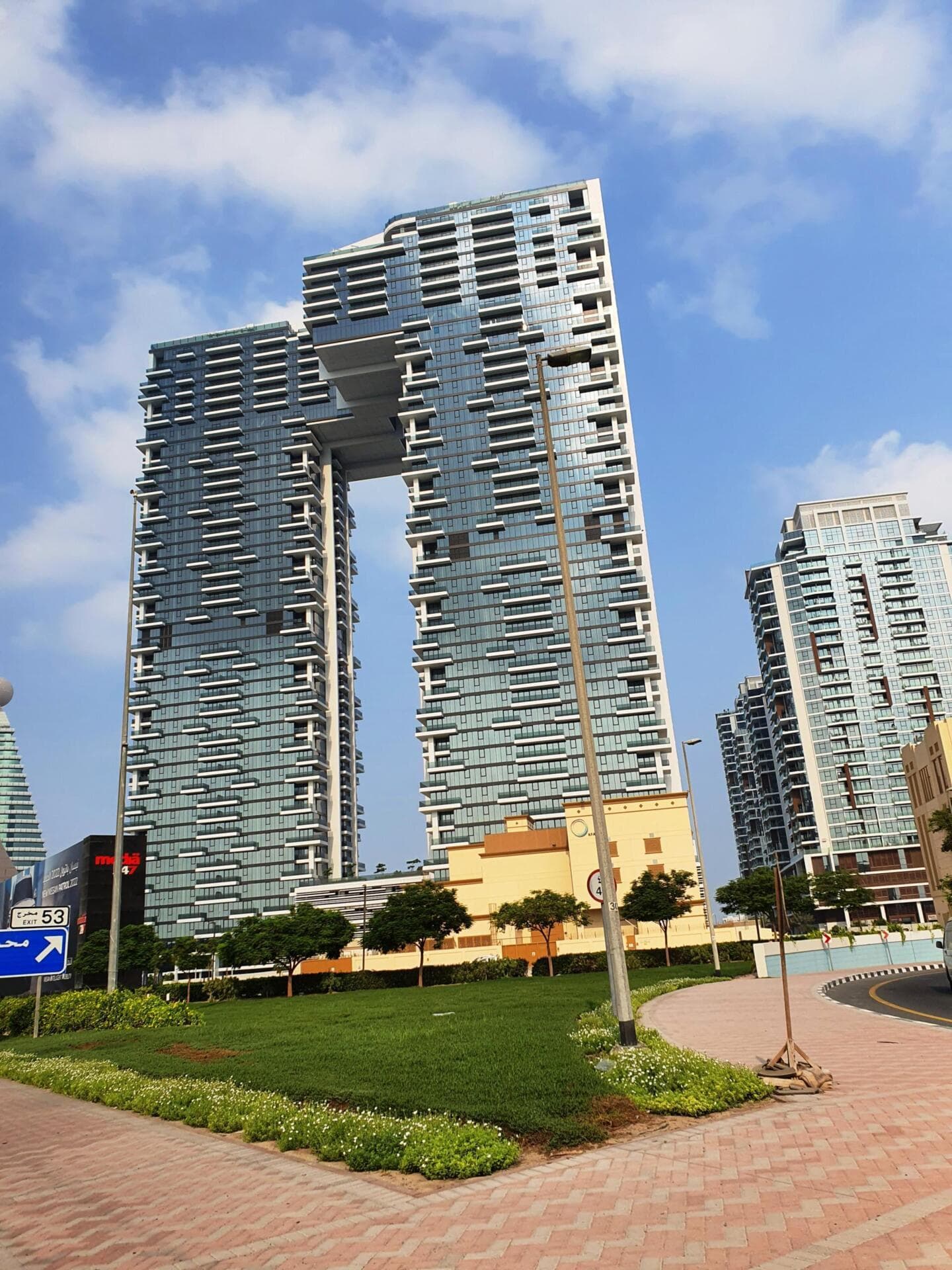 1 Residences - Construction