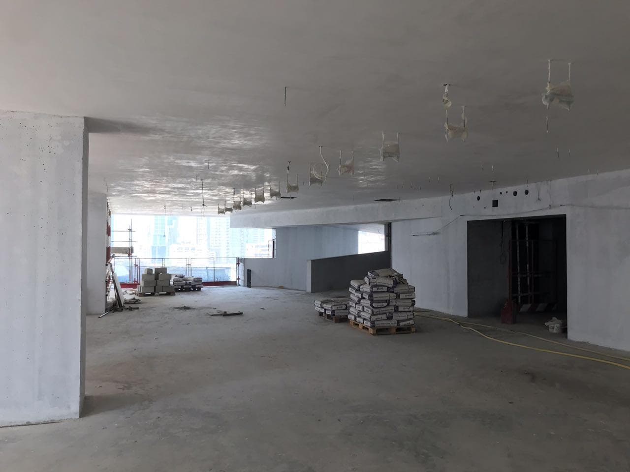 Paramount Tower Hotel & Residences - Construction