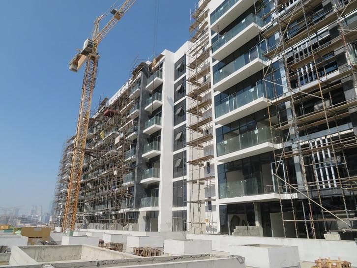 Riviera 13 - Construction