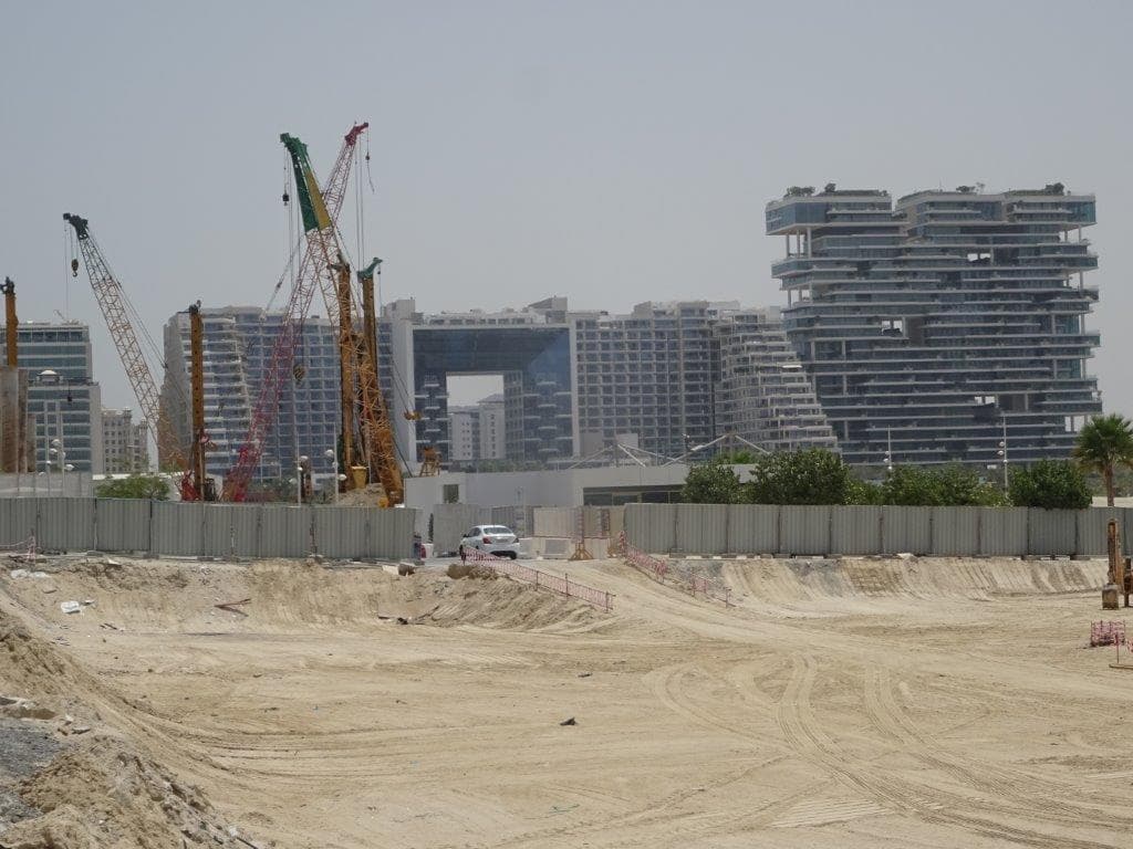 Beach Mansion - Construction