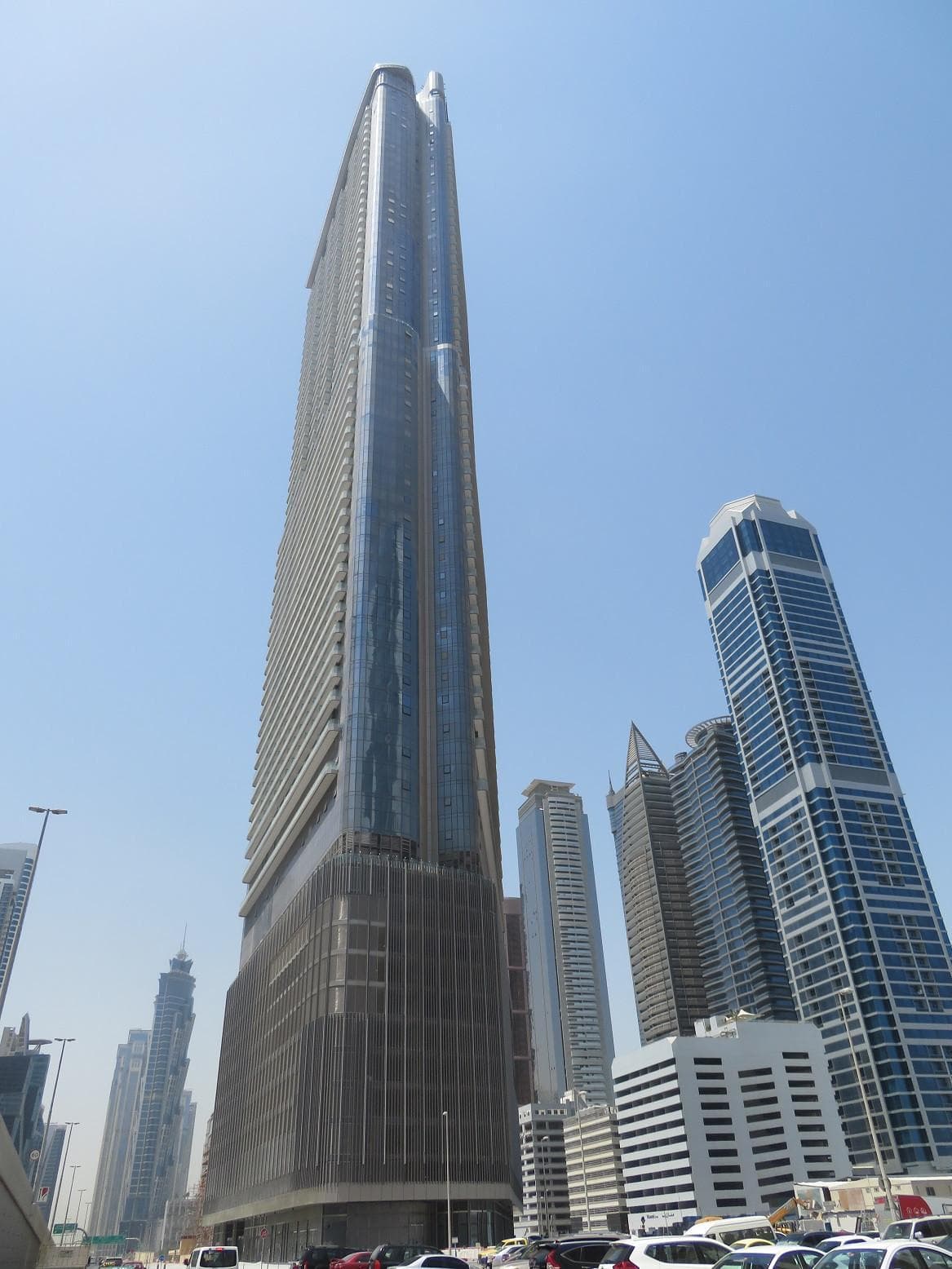 Paramount Tower Hotel & Residences - Construction