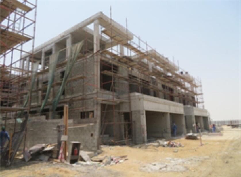 Paradise Hills - Construction