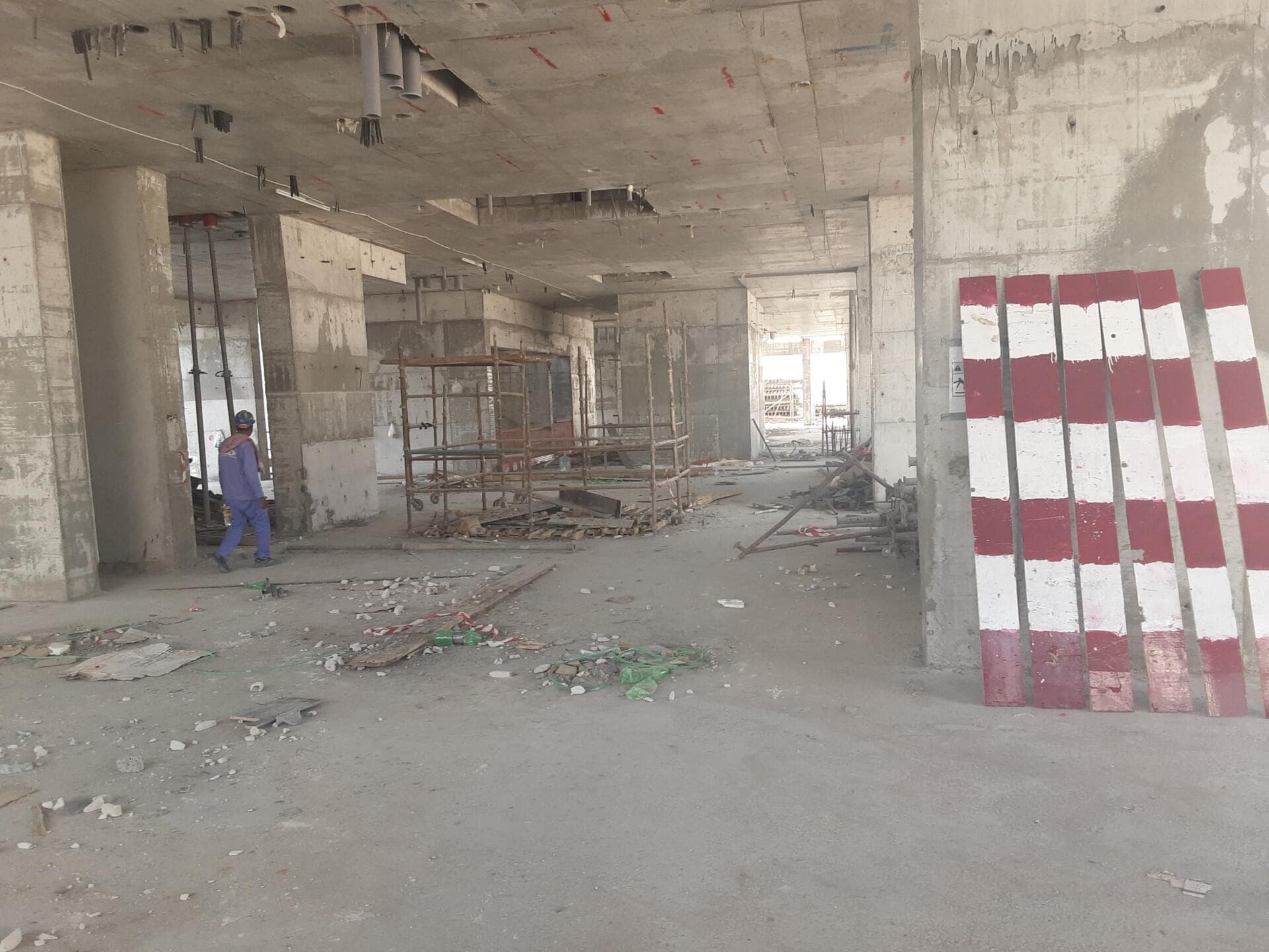 Royal Regency - Construction