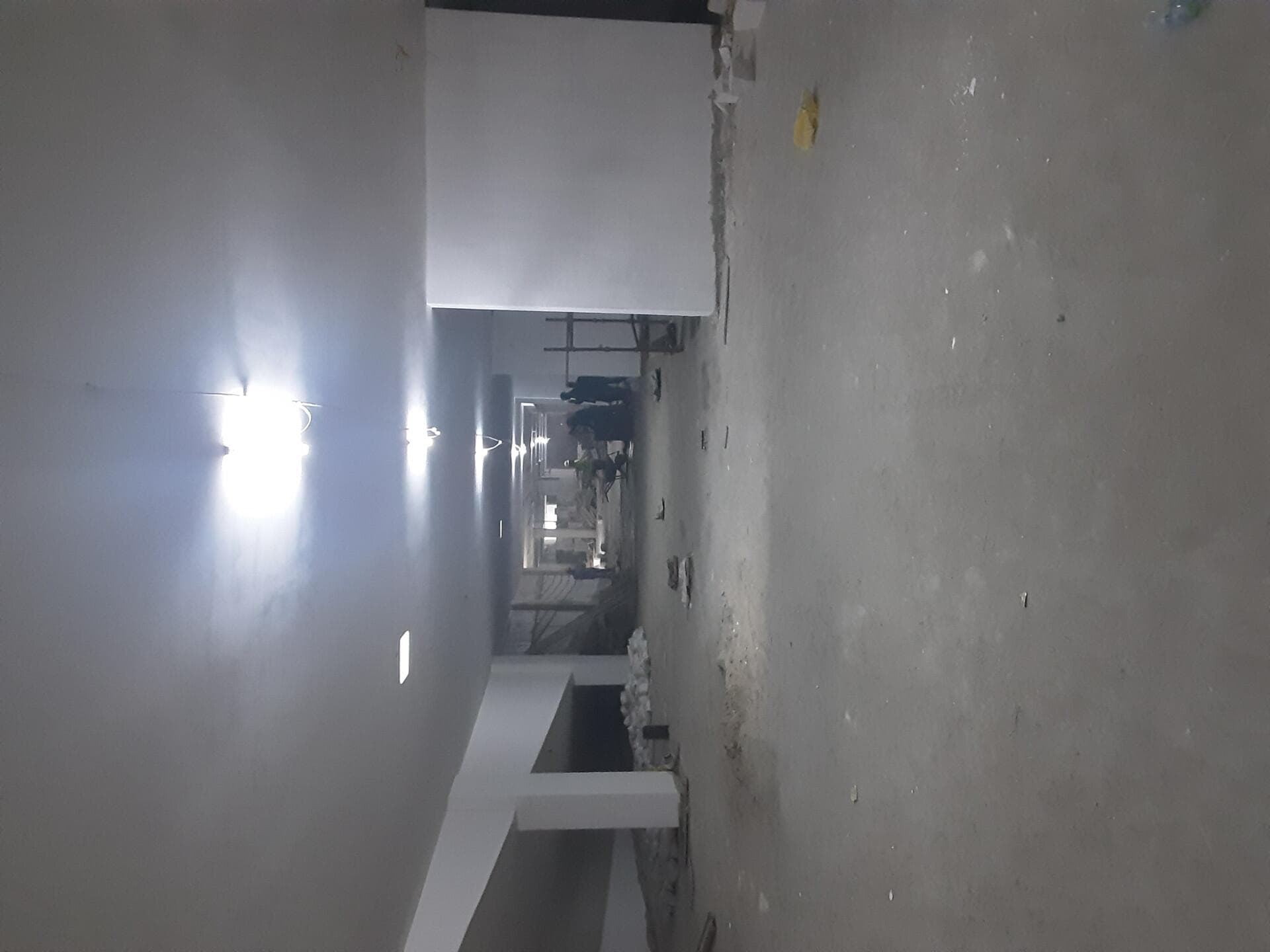 Royal Regency - Construction