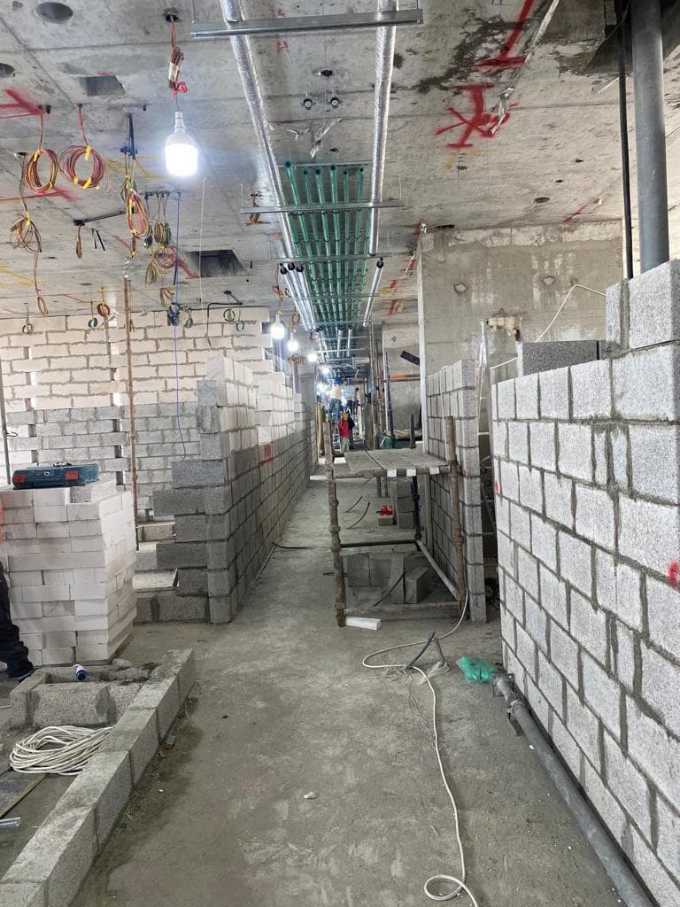 Binghatti Onyx - Construction