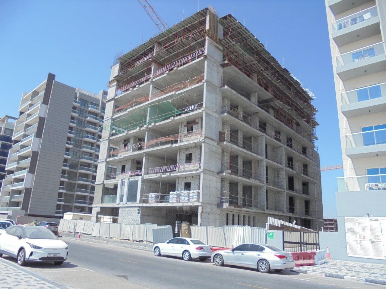 Aras Heights - Construction