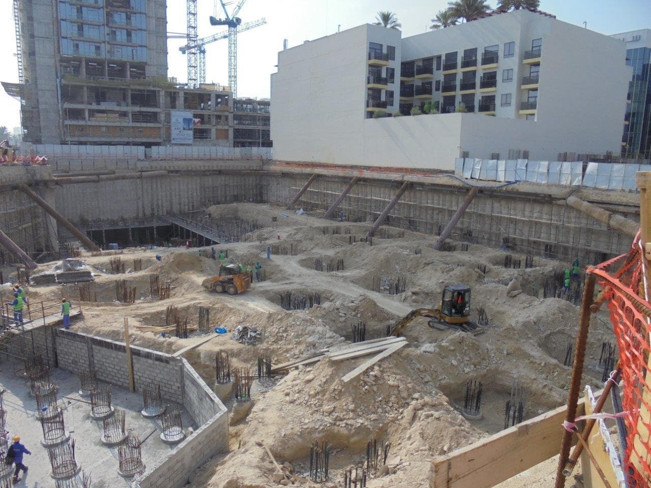 Maimoon Gardens - Construction