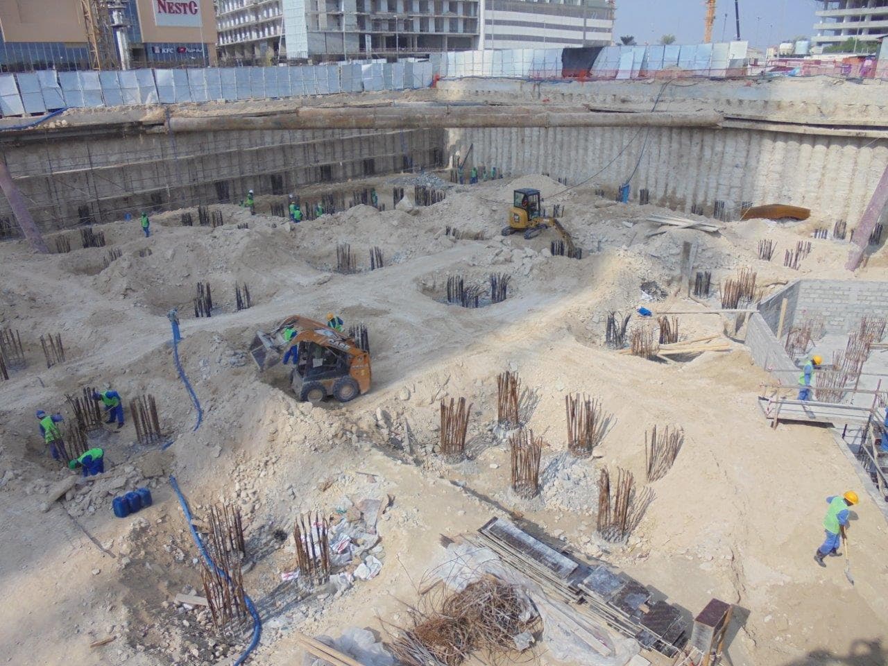 Maimoon Gardens - Construction