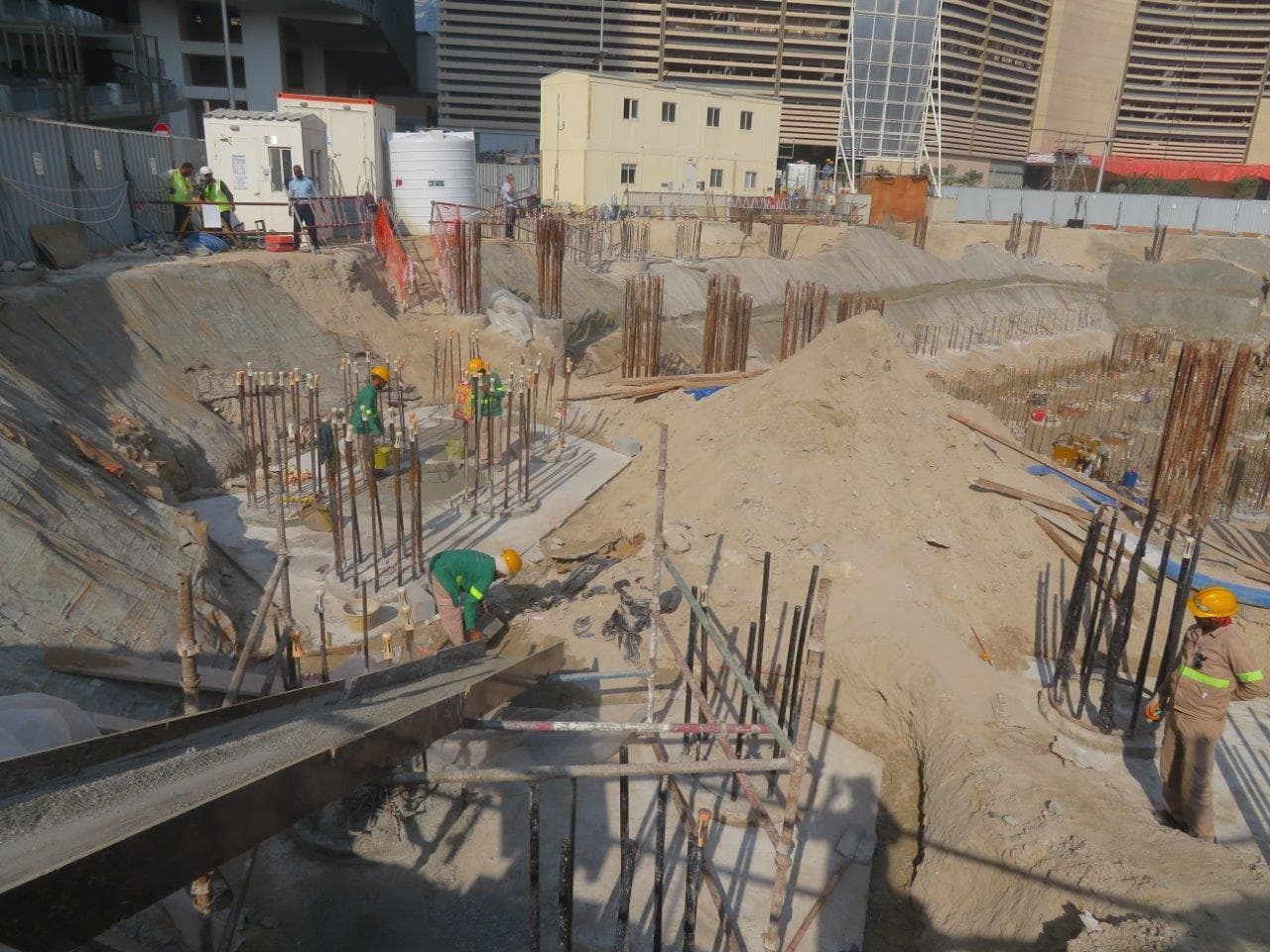 Elegance Tower - Construction