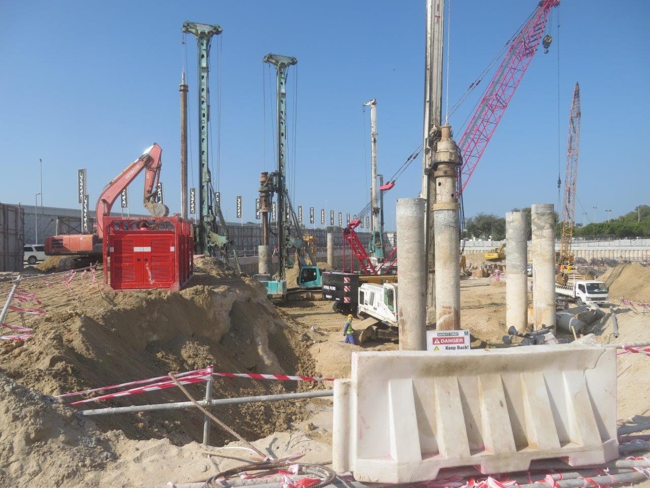 Safa One - Construction