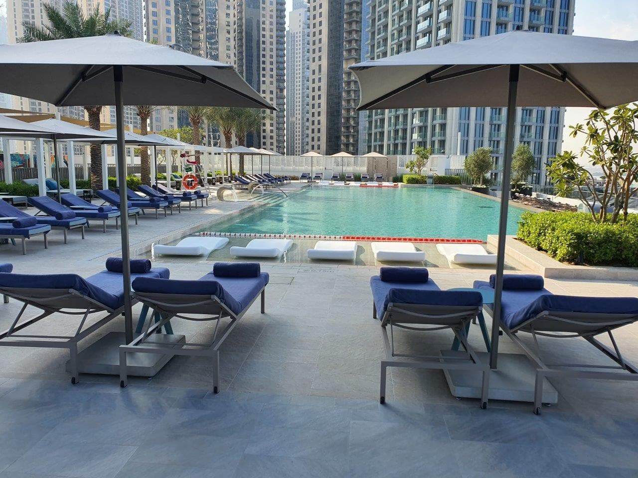 Address Harbour Point - Строительство