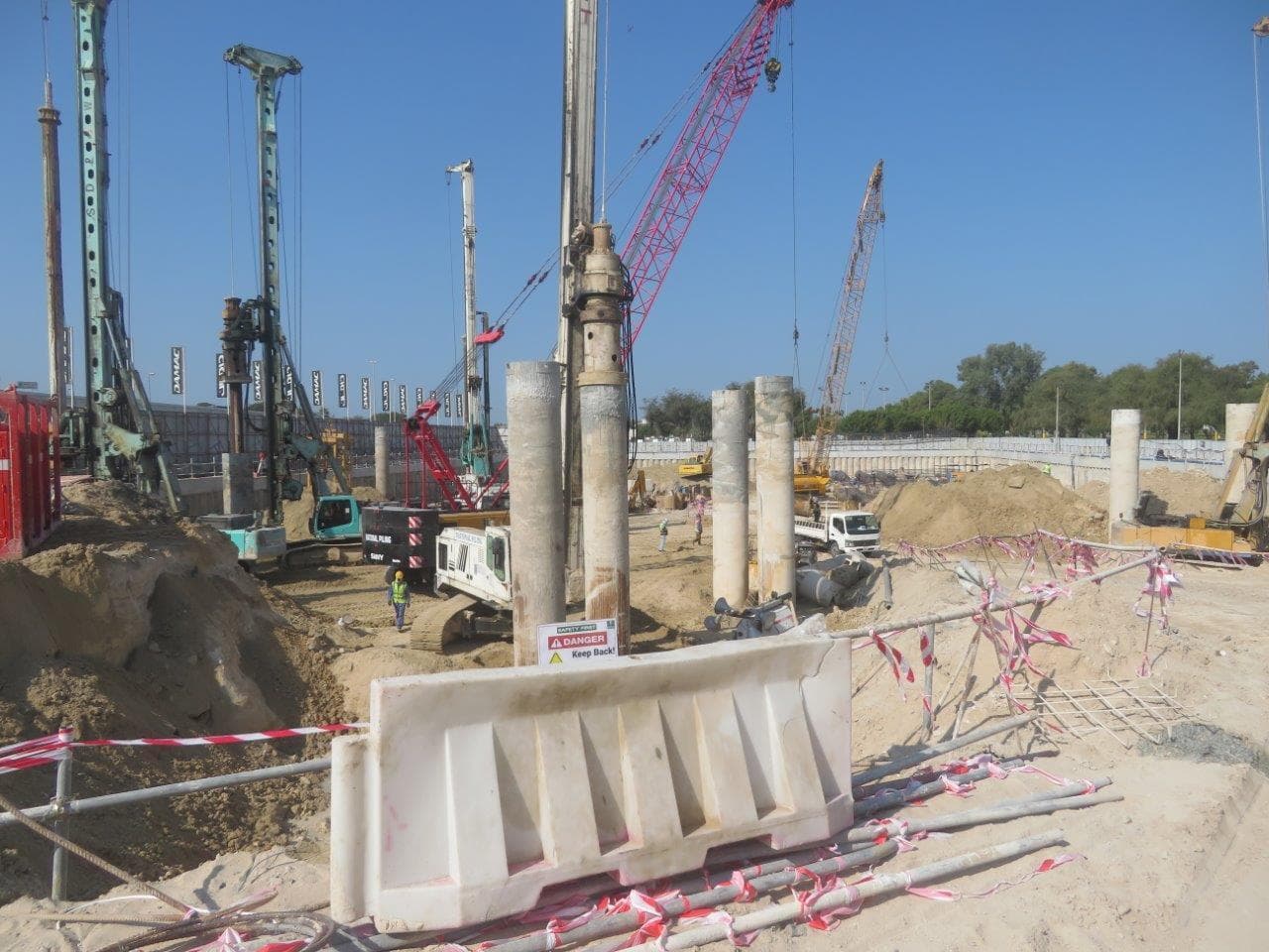 Safa One - Construction