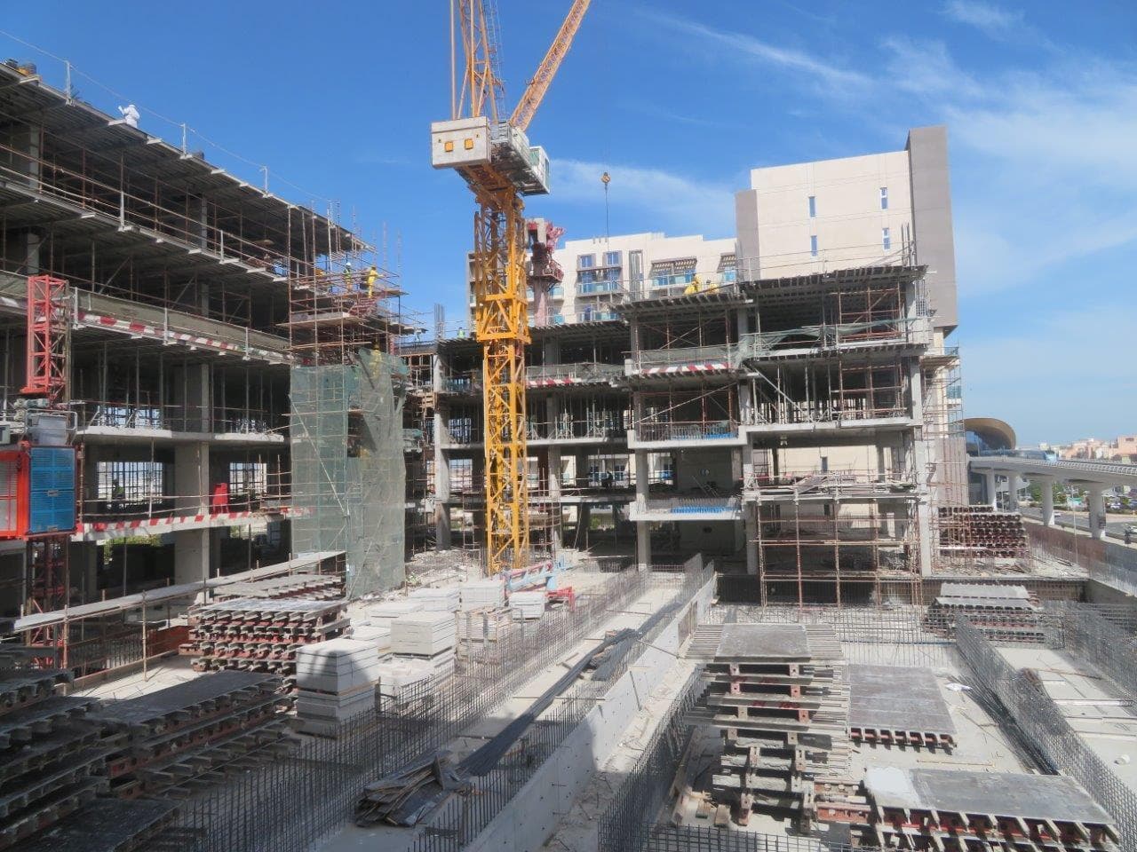 Pearlz - Construction
