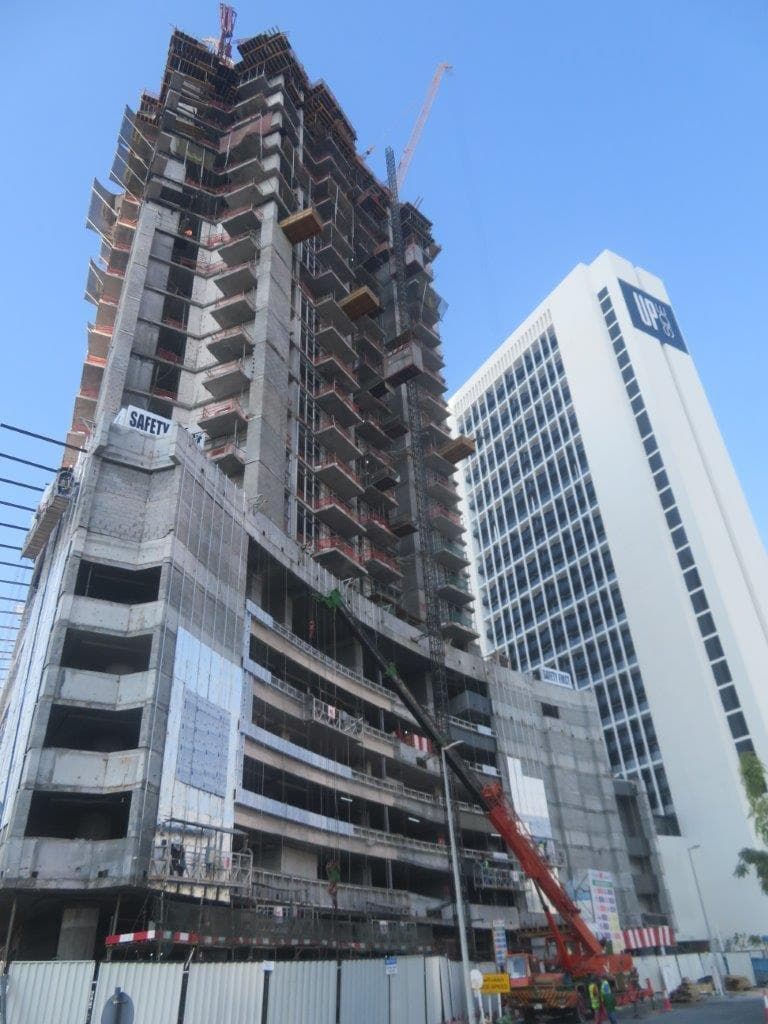 Nobles Tower - Construction