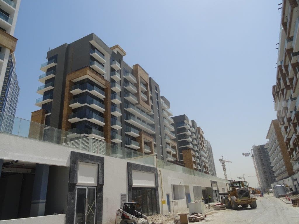 Riviera 38 - Construction