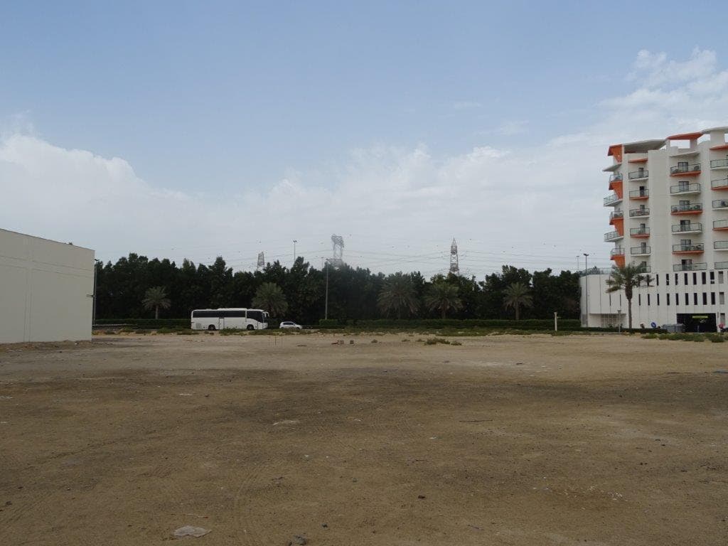 Binghatti Onyx - Construction