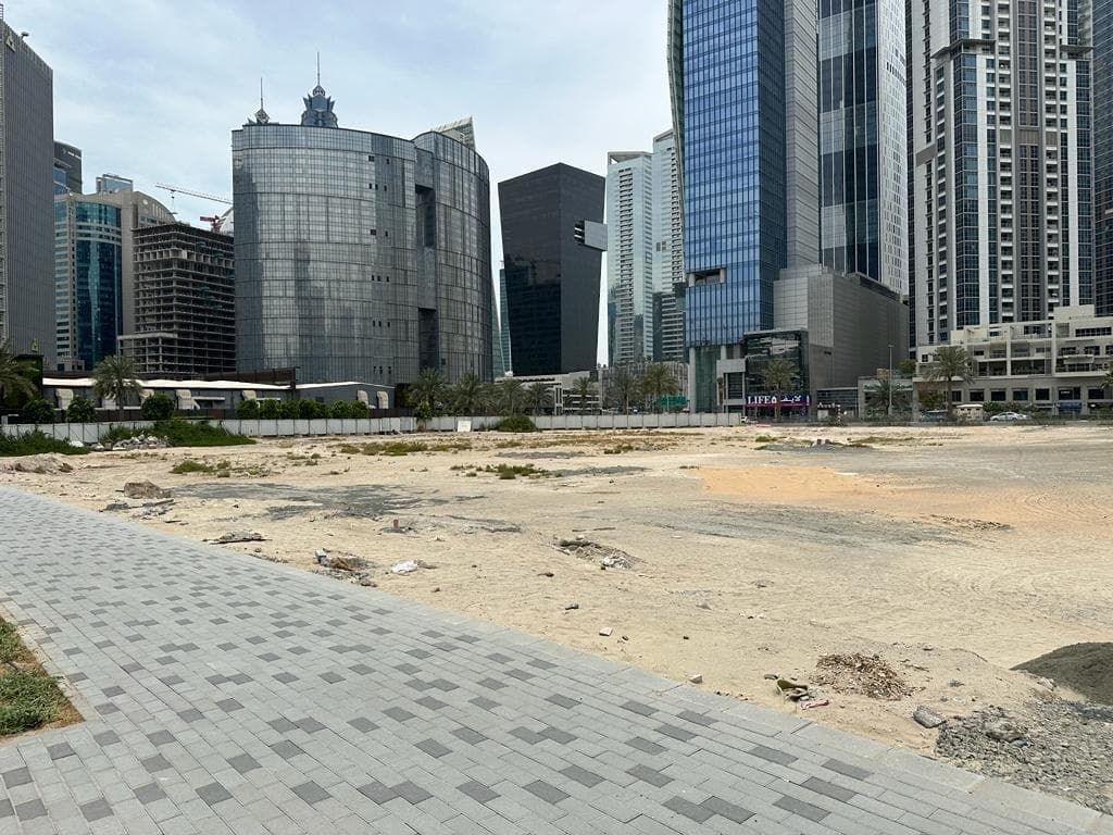 Bugatti Residences - Construction